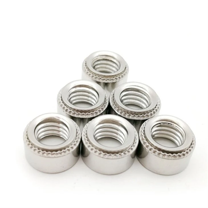 cliching nut.5
